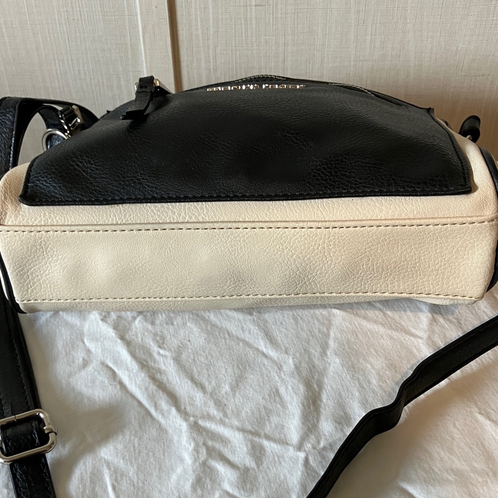 Franco Sarto Two-Tone Black and Cream Bag - Picture 5 of 6